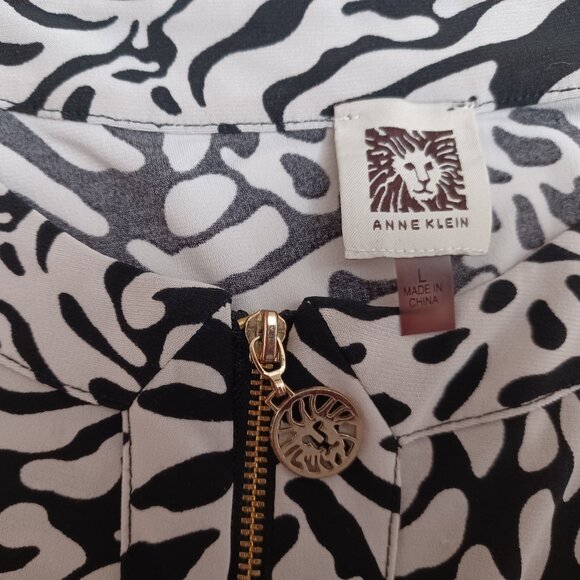 Women's Anne Klein Zebra Print 1/4 Zipper Sleeveless Blouse Size Large - Picture 3 of 7